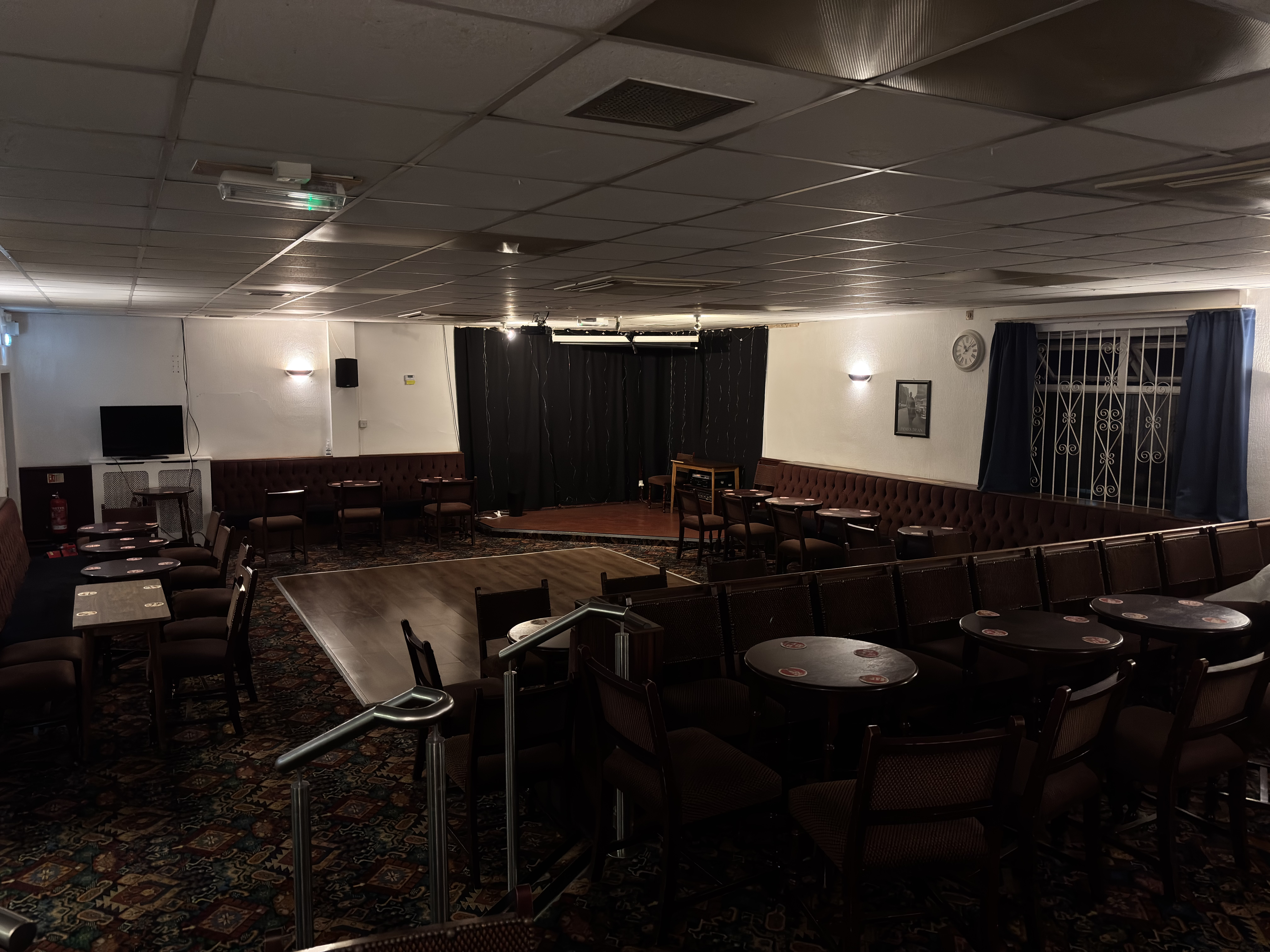 The Lounge Main